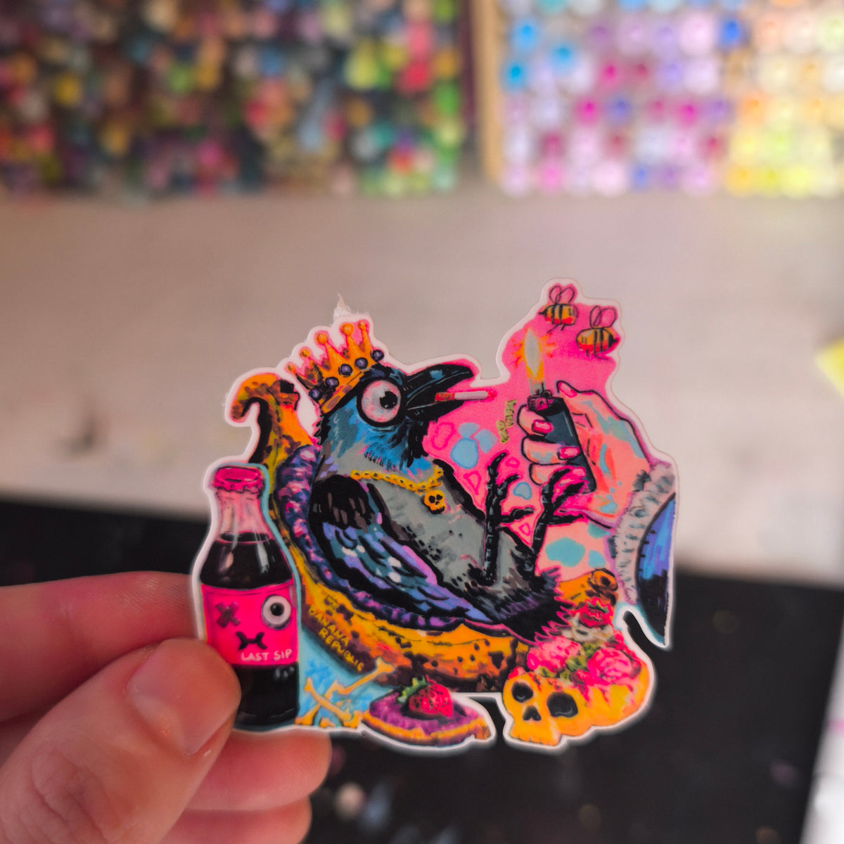 Banana Raven Sticker – Laminated / Rabe mit Banane · Sticker – Laminiert